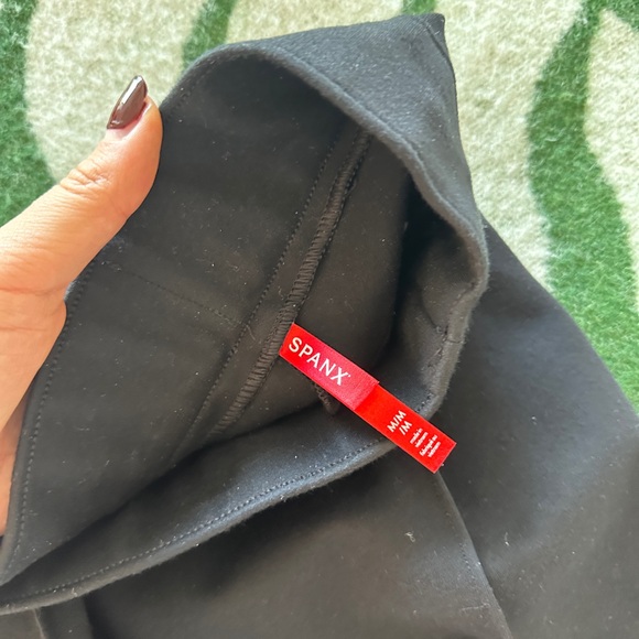 Spanx Ponte Flare Pant - Picture 5 of 5